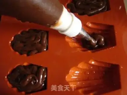 Make Chocolate Madeleine step 6