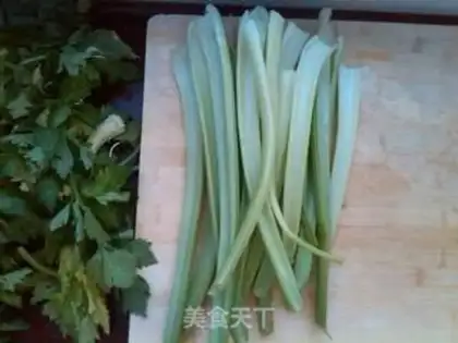 Make Celery beef dumplings step 2