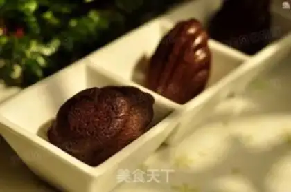Make Chocolate Madeleine step 8