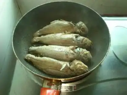 Make Red-burned yellowfish step 1