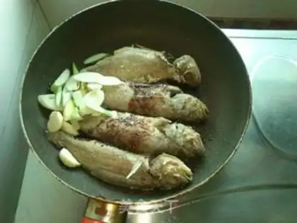 Make Red-burned yellowfish step 2