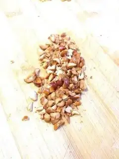 Make Peanuts and spinach step 6