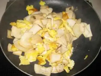 Make Apricot eggs step 5