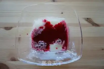 Make Red velvet cupcakes step 1