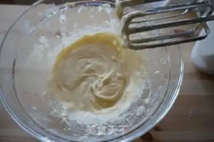Make Red velvet cupcakes step 4