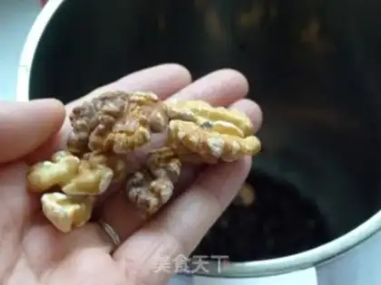 Make Peanut black soy step 4
