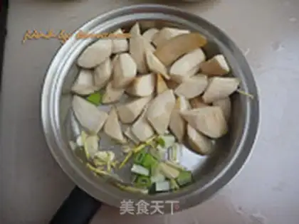 Make Apricot mushroom step 3