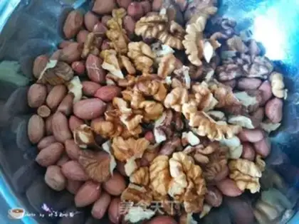 Make walnut peanuts step 0