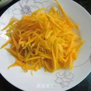 Make Old pumpkin pizza step 1