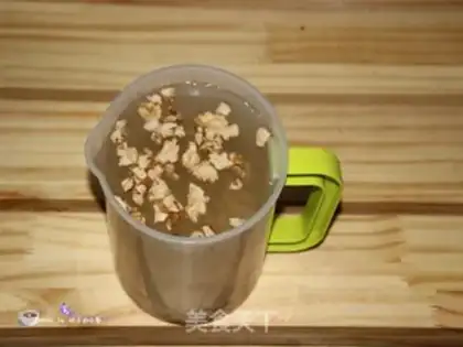 Make walnut peanuts step 3