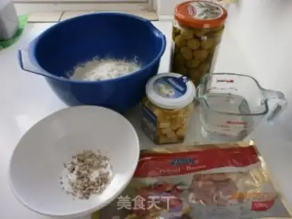 Make Bacon olive cheese bread step 0