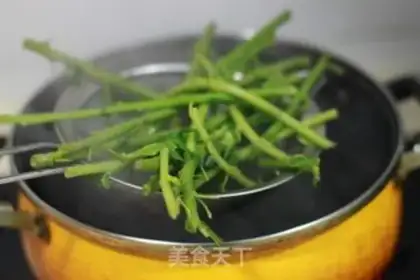 Make Scrawny broth step 4