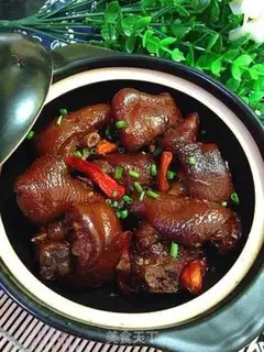 Make Red burning pig hoof step 12