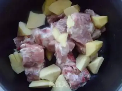 Make Spring chop soup step 2