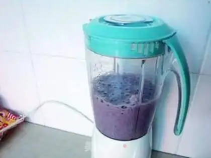 Make Milk fragrance juice step 3
