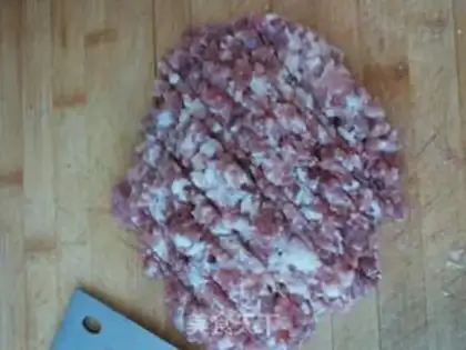Make Pumpkin meatball fan step 1