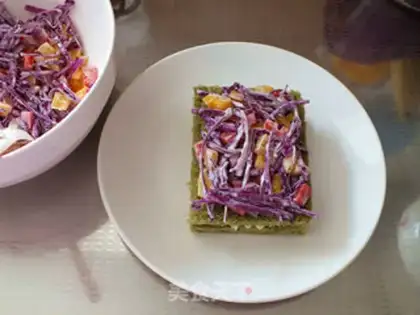 Make A multi-coloured dragon fruit sandwich step 7