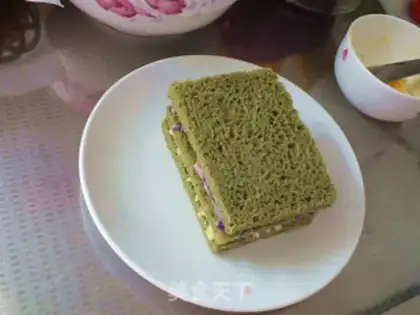 Make A multi-coloured dragon fruit sandwich step 8