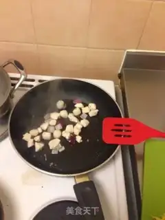 Make Fujian fried rice step 1