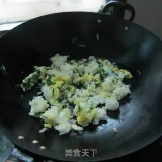 Make Garlic fried rice step 6