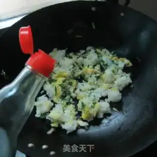 Make Garlic fried rice step 7
