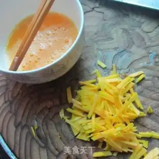 Make Pumpkin balls step 1