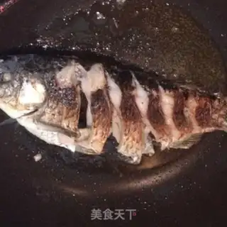 Make Tomato cooks fish step 3