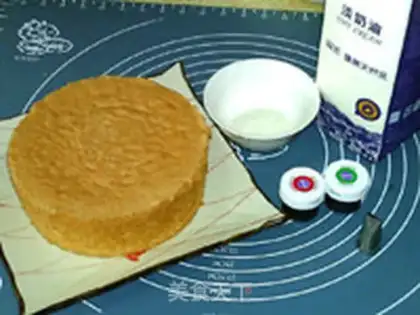 Make A flower cake step 0