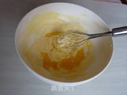 Make Gold coconut ball step 3
