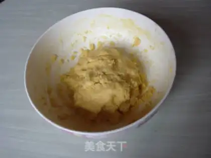 Make Gold coconut ball step 5