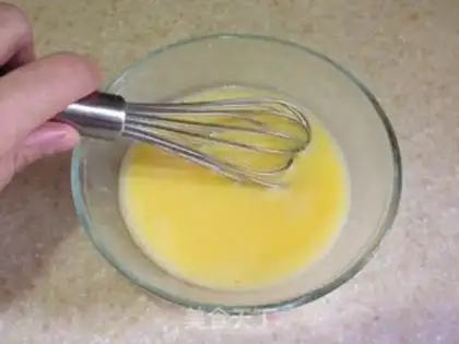 Make Cream eggs step 1