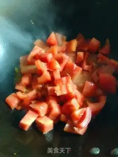Make Tomato fried eggs step 2