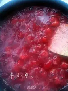 Make Homemade strawberry sauce step 4