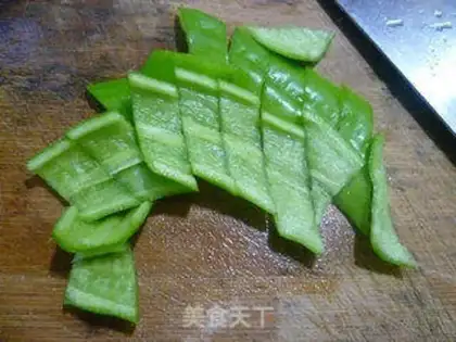 Make Pyramid tofu step 2