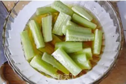 Make Sour cucumber bar step 4