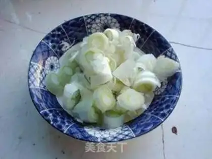Make Soybeans fried tofu step 1