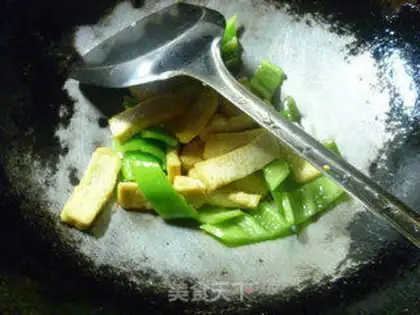 Make Pyramid tofu step 9