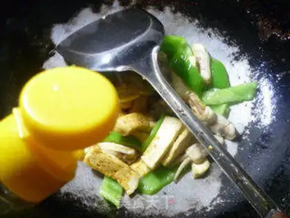 Make Pyramid tofu step 11