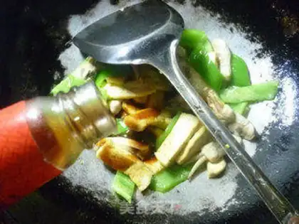 Make Pyramid tofu step 12