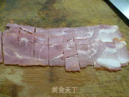 Make Bacon cucumber fried eggs step 5