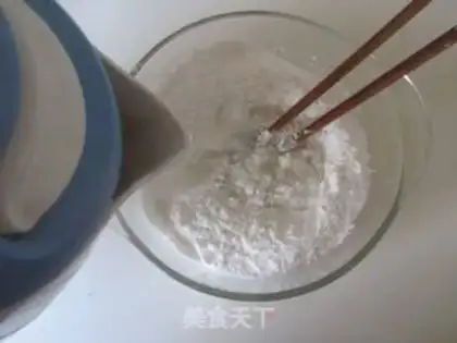 Make Swan snacks step 1