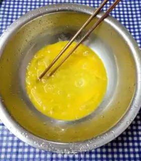 Make Gold and silver tofu step 1