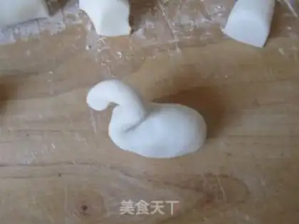 Make Swan snacks step 9