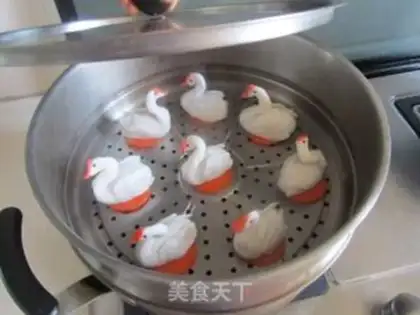 Make Swan snacks step 18