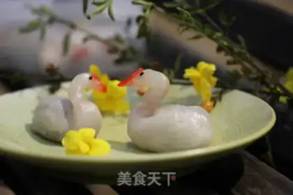 Make Swan snacks step 19