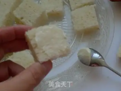 Make Vegetable and fruit series sandwiches step 3