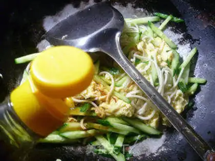 Make Plumb egg noodles step 9
