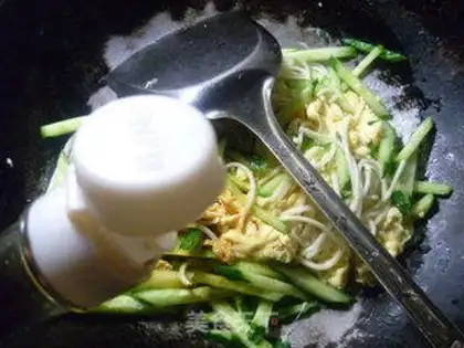 Make Plumb egg noodles step 10
