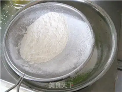 Make Eight inches of spinach cake step 3