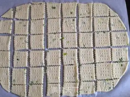 Make Onion soda cookies step 6